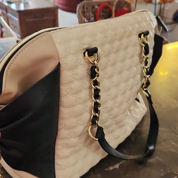 Betsey Johnson Tote / Shoulder Bag - Picture 7 of 11